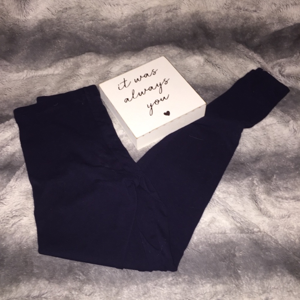 Navy blue leggings
